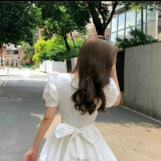 ĐẦM TRẮNG FORM DÀI LỆCH TÀ