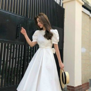 ĐẦM TRẮNG FORM DÀI LỆCH TÀ
