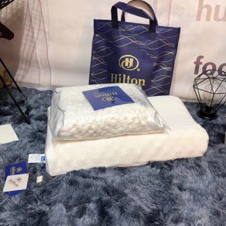 Gối cao su non hilton chính hãng