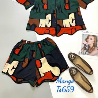 Đồ bộ nữquần đùi vải cổ cách điệu tay dơi