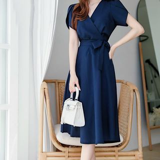 ĐẦM XANH ĐEN TAY SEN
