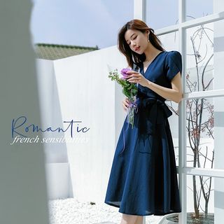 ĐẦM XANH ĐEN TAY SEN