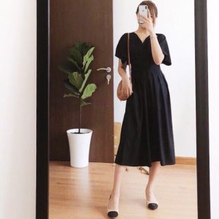 ĐẦM XẾP LI CÁNH DƠI 2 MÀU