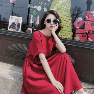 ĐẦM ĐỎ NÚT SAU