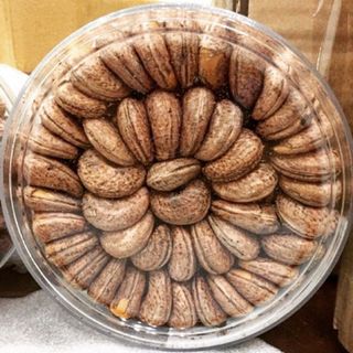 Hạt điều sz đại rang muối xếp hoa 500g