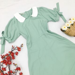 ĐẦM MINT CỔ TRẮNG