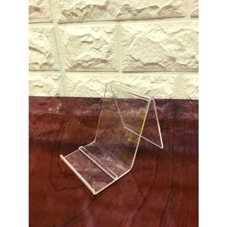 Kệ để điện thoại mica 01