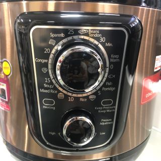 Nồi Áp Suất Điện Đa Năng Hasuka HSK - 988 Màu Ngẫu Nhiên - Hàng Chính Hãng