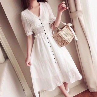 ĐẦM TRẮNG THUN EO NÚT ĐEN