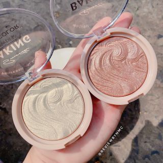 Bộ 4 Phấn trang điểm Bắt Sáng Baking Mila color