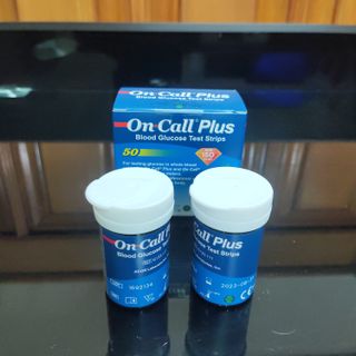 Que đường huyết on call plus loại 50 que 1 hộp 2 lọ