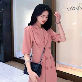 ĐẦM VEST HỒNG 6 NÚT