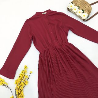 ĐẦM ĐỎ XẾP LY CỔ TRỤ