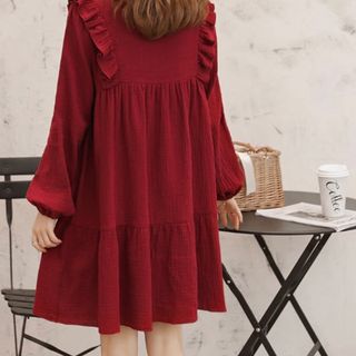ĐẦM ĐỎ BÈO VAI TAY DÀI