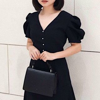 ĐẦM BASIC NÚT TRẮNG 2 MÀU