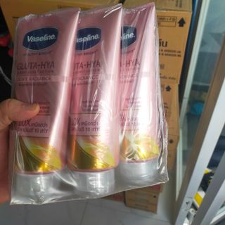 Dưỡng thể vaserlin gulta 10x hồng