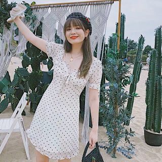 ĐẦM BI TRẮNG CỔ BÈO