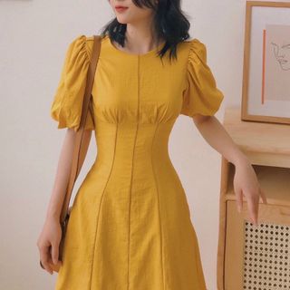 ĐẦM CỔ VIỀN SỌC NÂU 2 MÀU