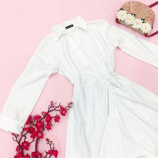 ĐẦM TRẮNG NHÚN EO
