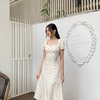 ĐẦM BI TRẮNG CỔ VUÔNG TÙNG XÒE