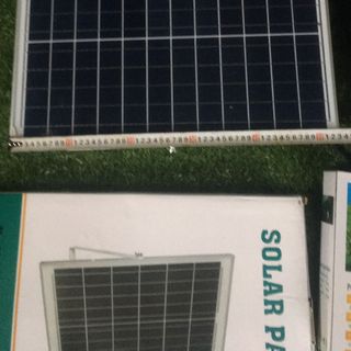 Đèn năng lượng măt trời 200w