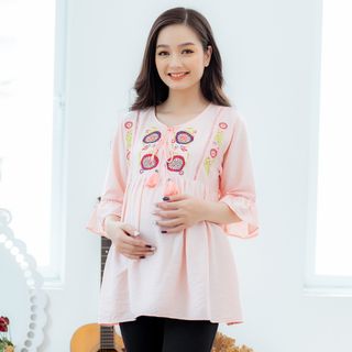 Aó bầu cổ xẻ thêu hoa tay bèo phối ren hồng