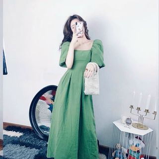 ĐẦM MINT CỔ VUÔNG FORM DÀI