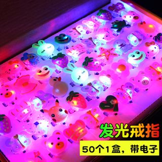 Đồ chơi nhẫn đeo tay trẻ em có đèn LED