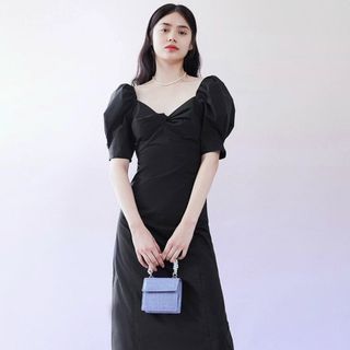 ĐẦM XOẮN CỔ 2 MÀU