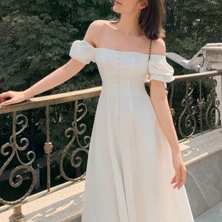 ĐẦM TRẮNG THUN VAI NÚT BỌC FORM DÀI