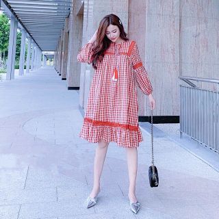 ĐẦM CARO REN ĐỎ
