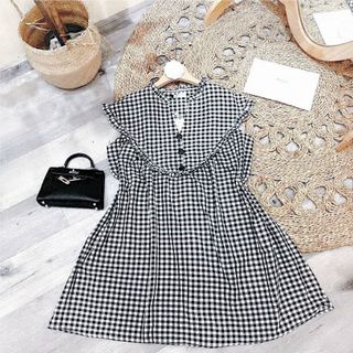 ĐẦM CARO ĐEN PHỐI BÈO NÚT