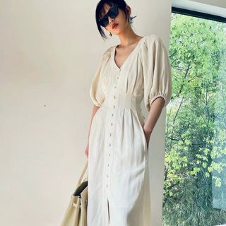 ĐẦM CỔ V XẾP LI TAY THUN