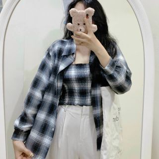 Áo trong áo ngoài sọc cảo