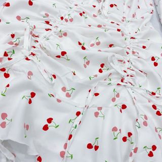 ĐẦM CHERRY DÂY RÚT TRẮNG