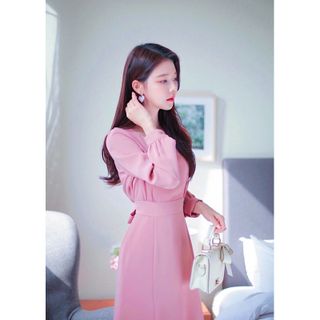 ĐẦM HỒNG CỔ V THẮT NƠ