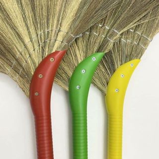 Chổi Quét Nhà Cán Nhựa Cầm Nhẹ Tay