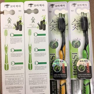 Bàn chải đánh răng than tre hoạt tính