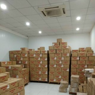 Hạt mắc ca Úc nứt vỏ size 23-25 mắc ca xá giá sỉ giá bán buôn