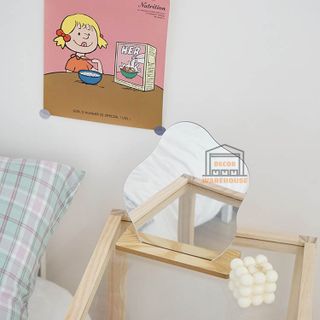 Gương trừu tượng hình hạt đậu, hình mây đế gỗ để bàn - kèm bút viết