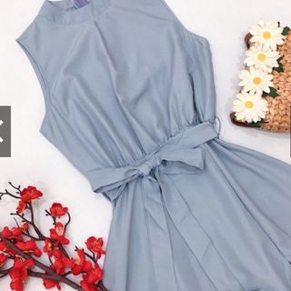 ĐẦM XÁM CỘT EO