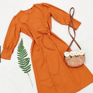 ĐẦM CAM TAY DÀI CỔ ĐIỂN