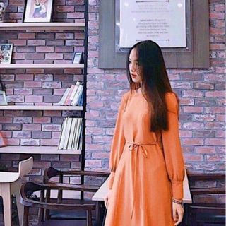 ĐẦM CAM TAY DÀI CỔ ĐIỂN