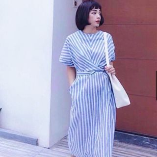 ĐẦM SƠ MI SỌC DÁNG DÀI CHÉO EO