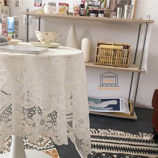 Khăn trải bàn 90x90cm họa tiết ren trắng