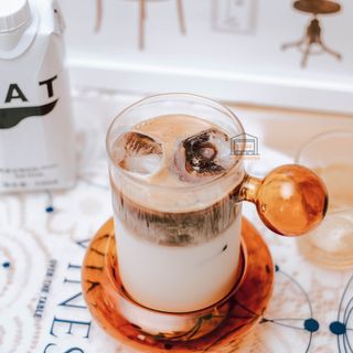 Ly cốc thuỷ tinh quai tròn kèm đĩa 300ml uống trà, cà phê