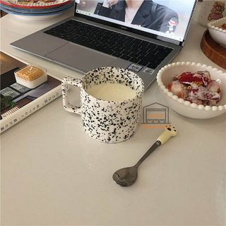Ly cốc sứ ceramic trắng chấm đen uống cà phê và trà sữa 280ml