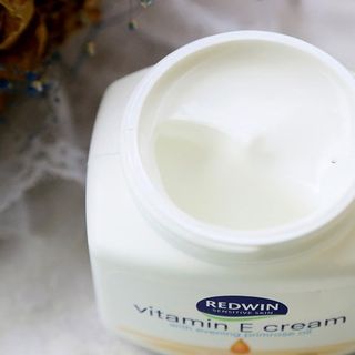 Kem dưỡng Redwin Vitamin E Cream – Úc 300g giá sỉ - giá bán buôn giá sỉ