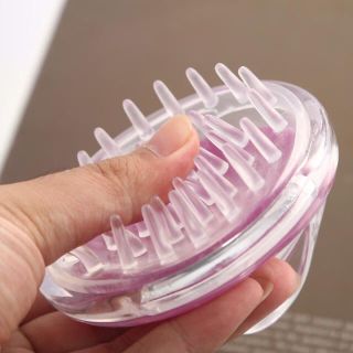Lược gội đầu gai silicon