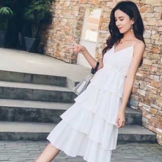 ĐẦM MAXI ĐEN 4 TẦNG